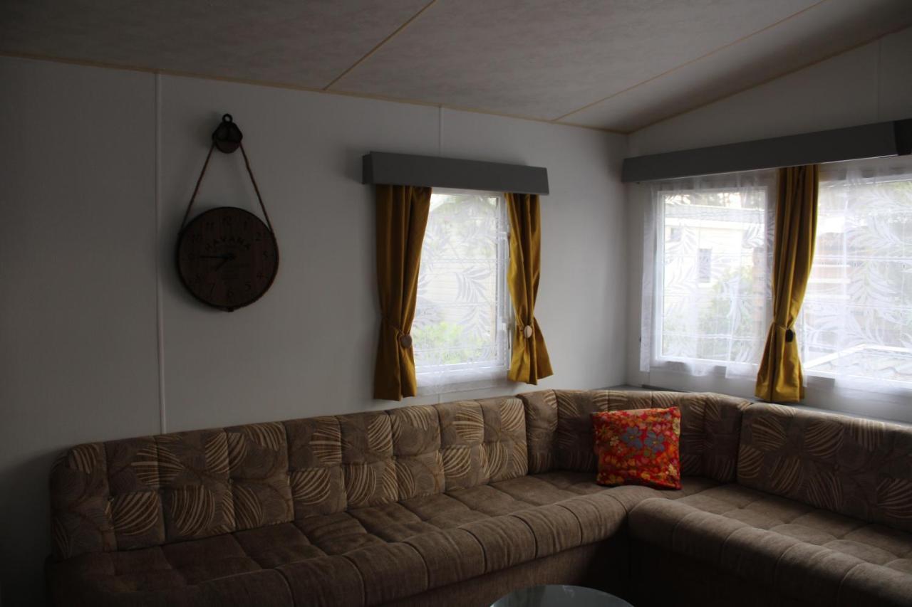 Mobil-Home Spatieux 8Pers - Brume サン・ジュリアン・アン・ボルヌ エクステリア 写真